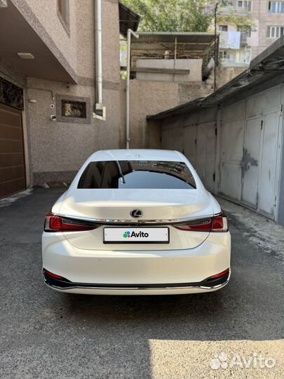 Lexus ES 2.5 AT, 2020, 45 000 км