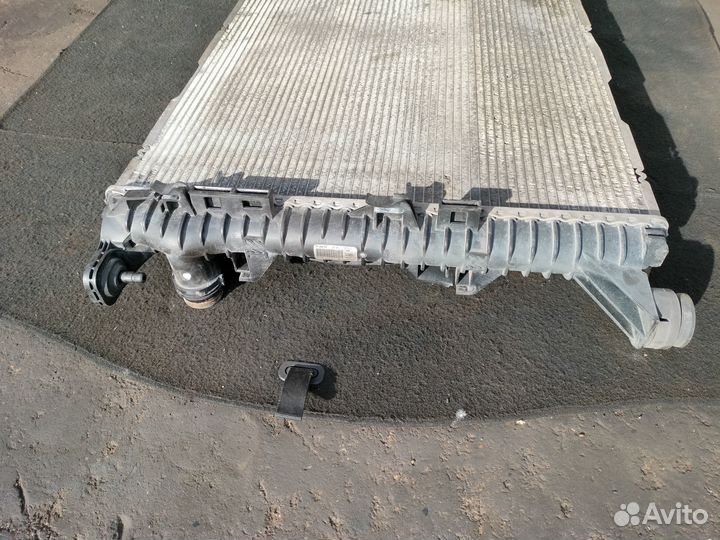 Радиатор охлаждения audi S5 8T 4.2