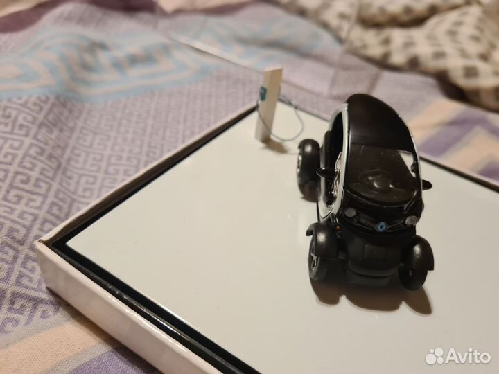 Машинка, модель, Renault Twizy,1:43,1/43