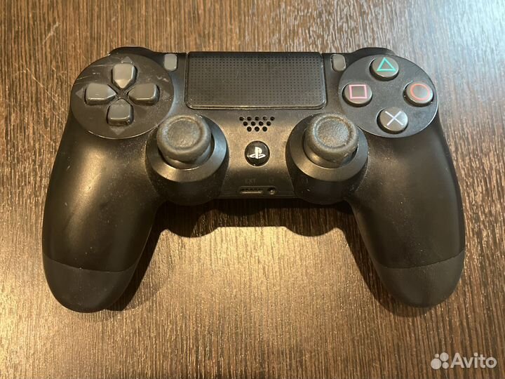 Геймпад ps4