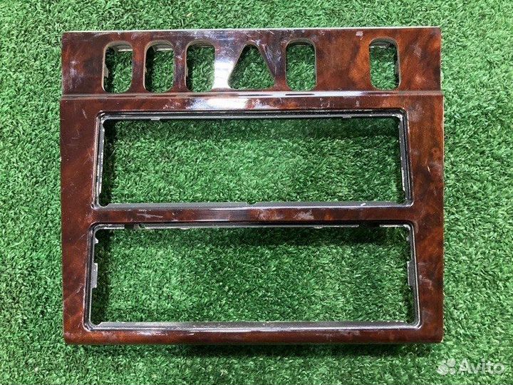 Вставка декор под климат Mercedes-Benz C-Class