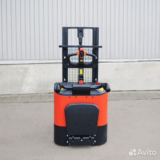 Самоходный штабелер BX 1526E