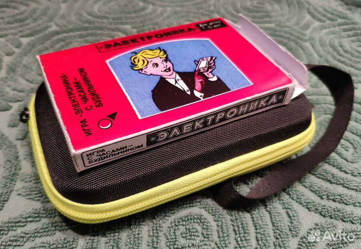 Жёсткий чехол для игр серии Электроника. СССР