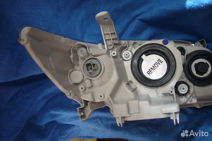 Фара левая toyota camry 40