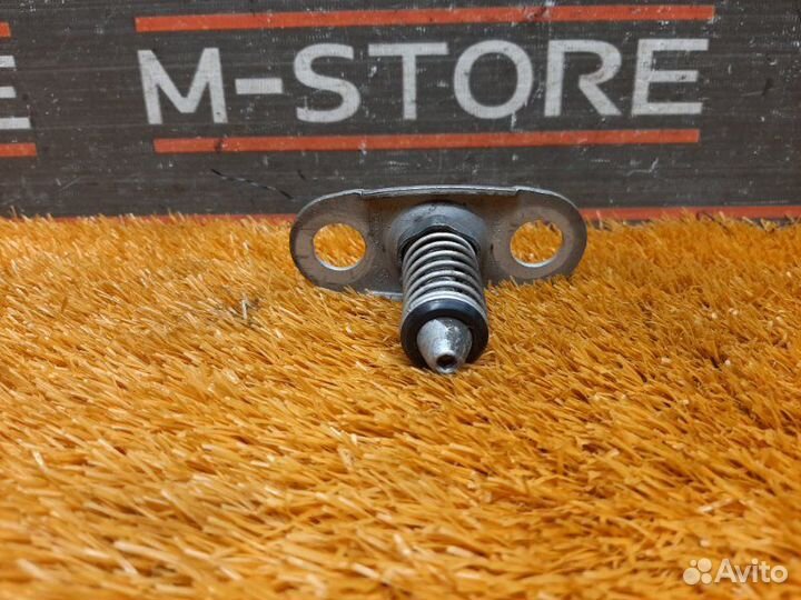 Замок капота Bmw 3-Series E46 M52B25(256S4) 1998