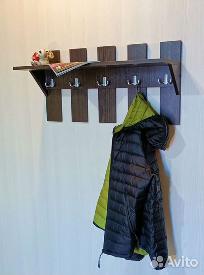 Вешалка в прихожую настенная 600 мм