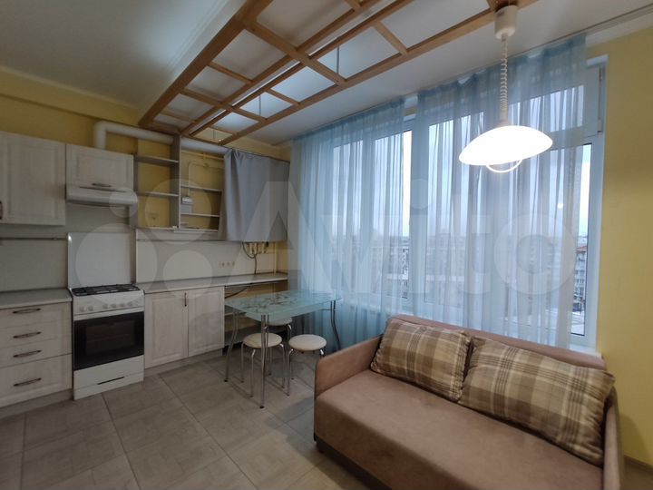 2-к. квартира, 65 м², 9/9 эт.