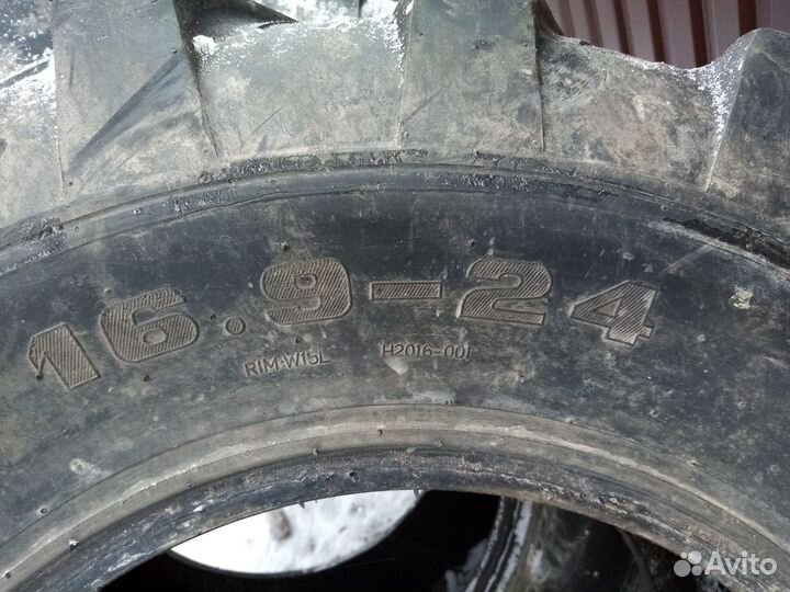 Продать сельхоз шины
