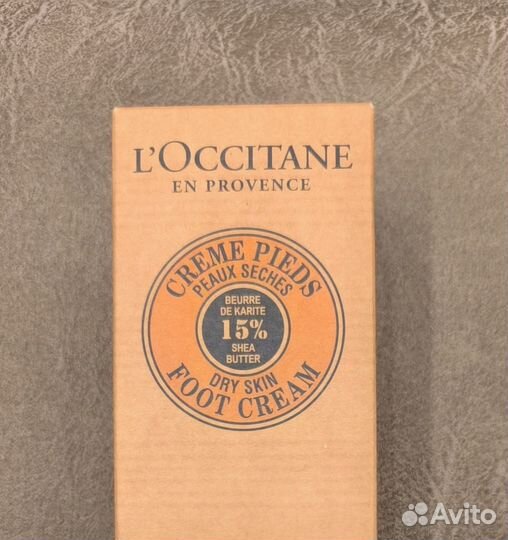 Loccitane крем для ног 150 мл, новый