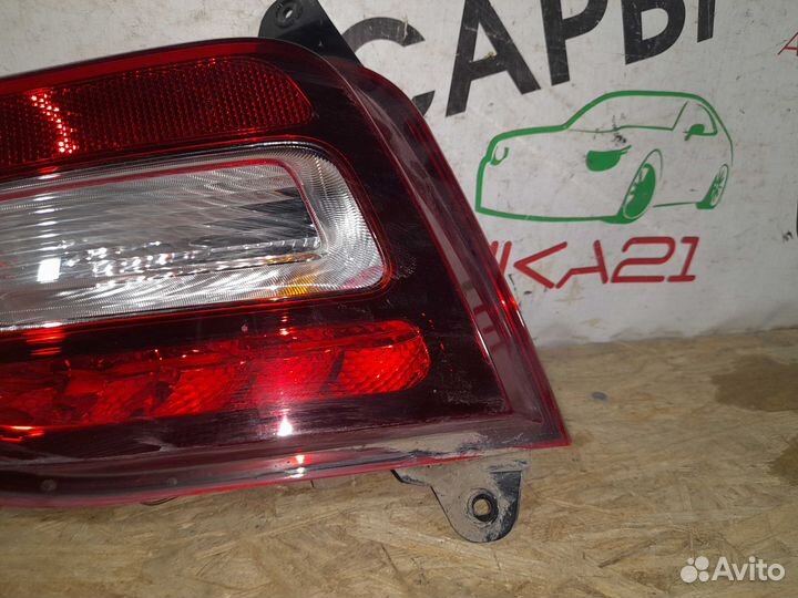 Фонарь противотуманный правый Hyundai Santa Fe 4