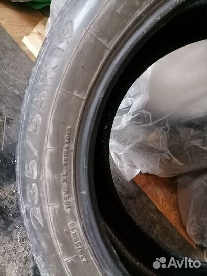 Sportrak SP302 235/55 R19