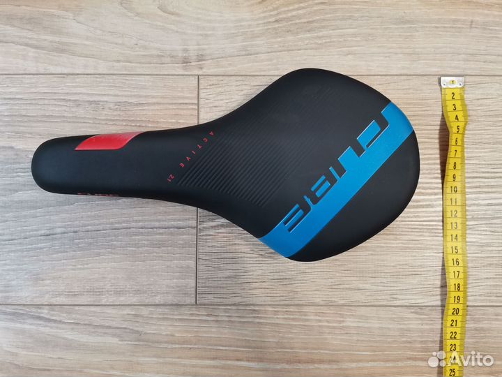 Седло от велосипеда Cube