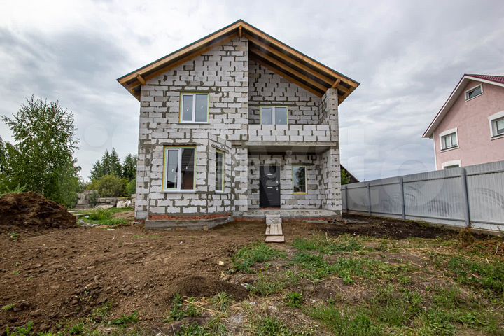 Дом 177,8 м² на участке 5,2 сот.