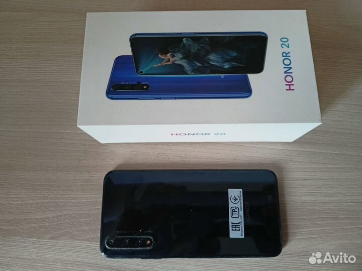 HONOR 20, 6/128 ГБ
