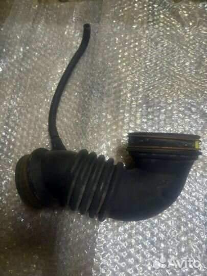 Митсубиси лансер 9 патрубок воздушного фильтра