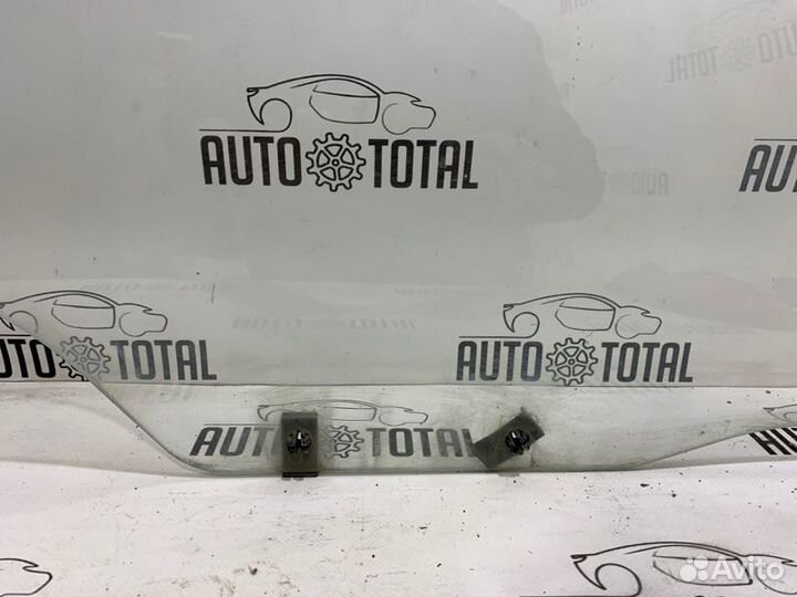 Стекло двери переднее правое Chevrolet Lanos