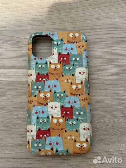 Чехол на iPhone 11