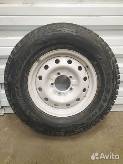 Bridgestone Blizzak DM-V1 245/70 R16 107R