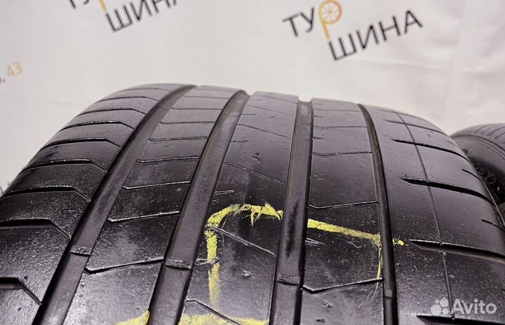 Pirelli P Zero PZ4 325/30 R23 94Y