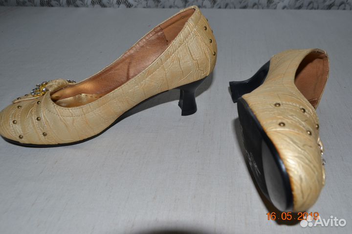 Продам туфли