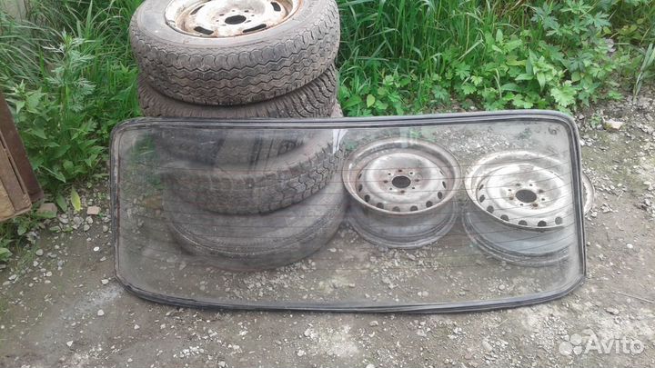 Заднее стекло ваз 2105