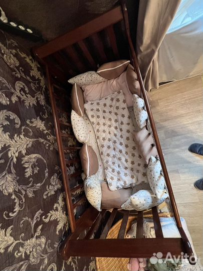 Детская кроватка