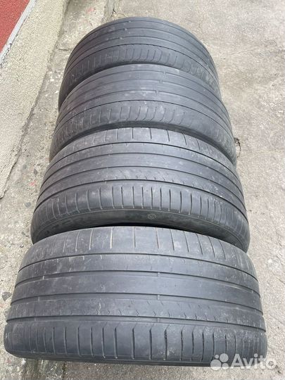 Pirelli P Zero 295/40 R21