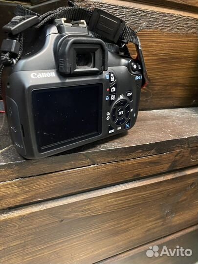 Зеркальный фотоаппарат canon 1100d