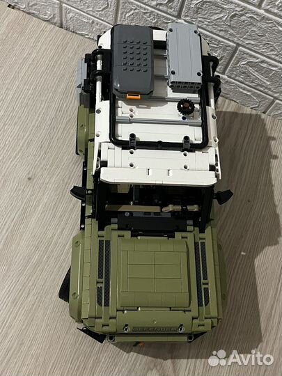 Lego technic 42110 land rover defender оригинал