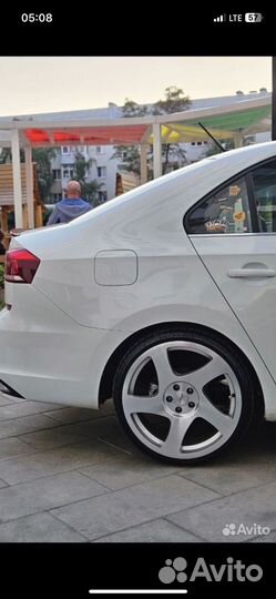 Колеса с резиной R18 215 35 5 100 57,1