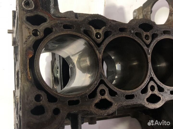 Блок цилиндров Opel Corsa D Z12XEP