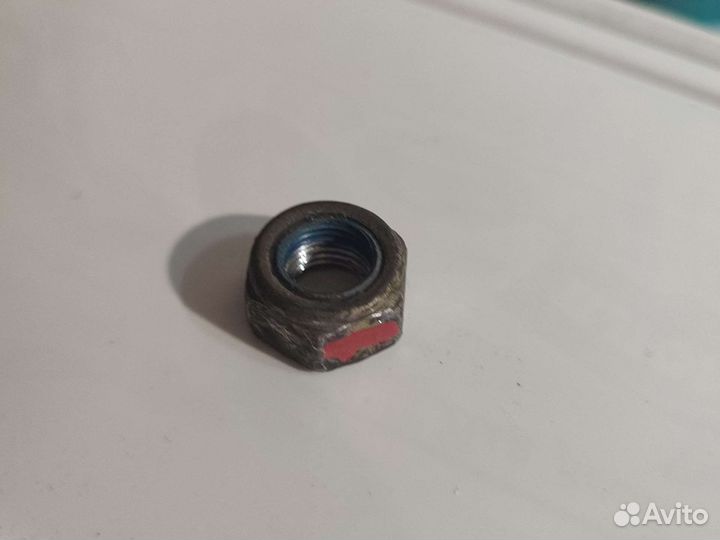 Гайка 12MM 90213-SJ6-004 honda 90213SJ6004
