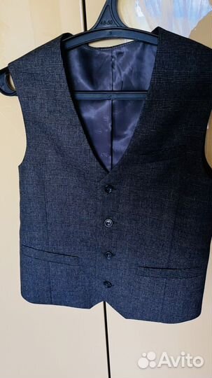 Жилет для школы на мальчика