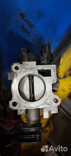 Дроссельная заслонка Dodge Stratus 2,4