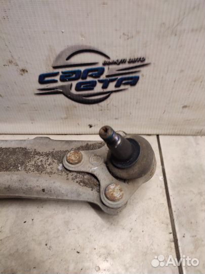 Рычаг подвески передний правый Volkswagen Passat