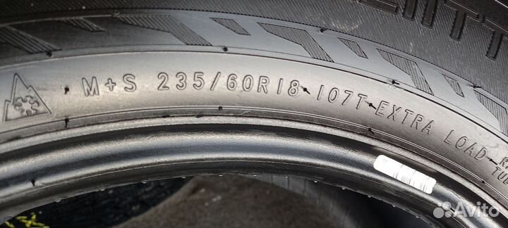 Nokian Tyres Hakkapeliitta 9 SUV 235/60 R18 107T