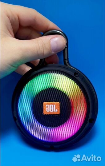 Колонка jbl clip 3 pro с подсветкой