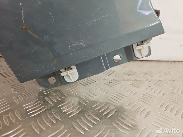 Крыло переднее левое Mercedes-Benz C-Класс