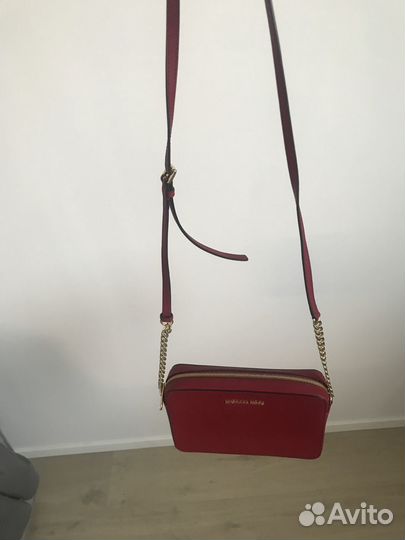 Сумка Michael Kors кроссбоди красная