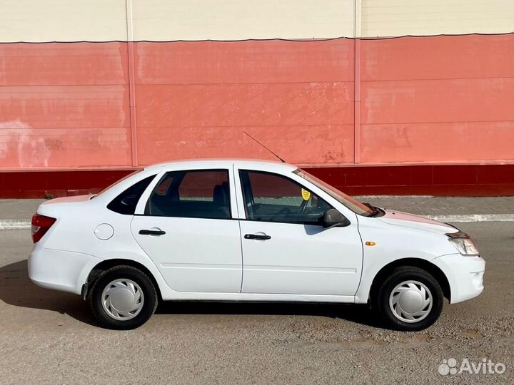 LADA Granta 1.6 МТ, 2013, 110 969 км