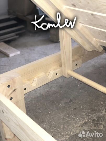 Шезлонг для дачи