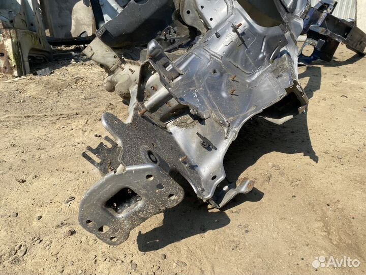 Лонжерон передний левый