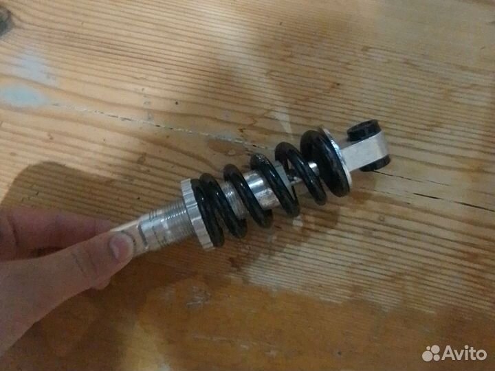 Задний амортизатор для велосипеда