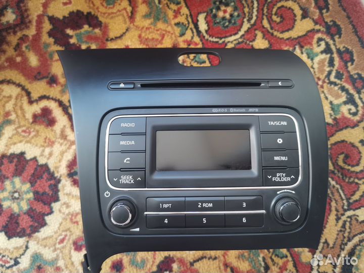 Продам автомагнитолу киа церато 3