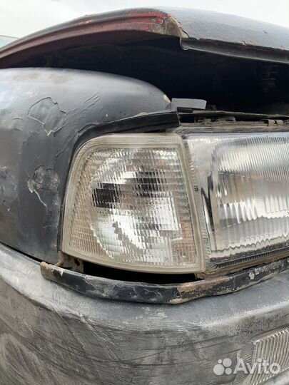 Поворотник правый левый Audi 80 b3