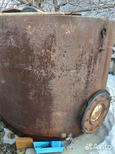 Емкость металлическая