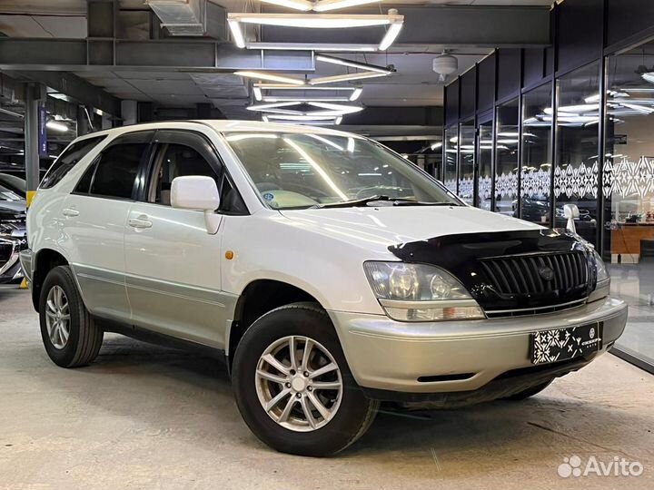 Toyota Harrier 2.2 AT, 2000, 445 000 км