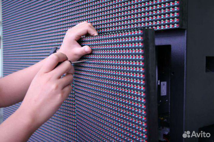 Монтаж/обслуживание светодиодных видеоэкранов