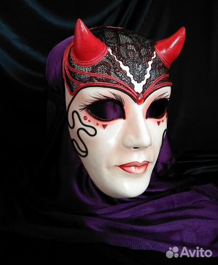 Маска карнавальная 
