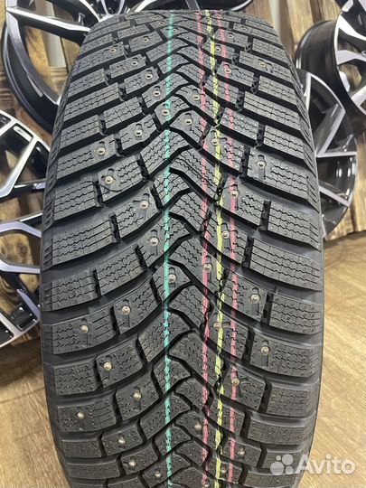Continental IceContact 3 235/65 R17 108T